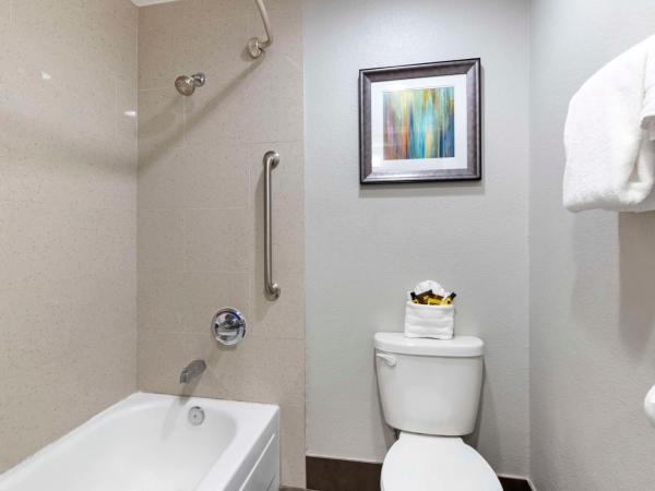 Best Western Plus Downtown North : photo 4 de la chambre chambre avec 2 grands lits queen-size