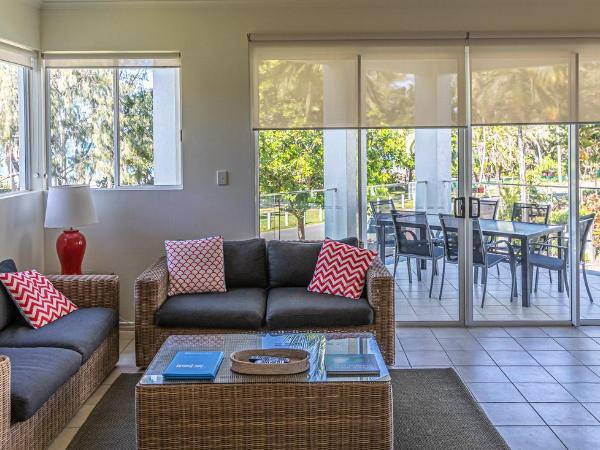 Beaches Holiday Apartments - Official Onsite Reception & Check In : photo 1 de la chambre appartement - vue sur mer