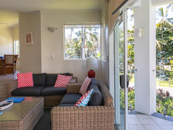 Beaches Holiday Apartments - Official Onsite Reception & Check In : photo 9 de la chambre appartement - vue sur mer