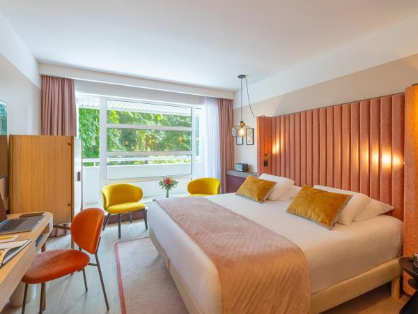 Golden Tulip Aix les Bains - Hotel & Spa : photo 1 de la chambre chambre suprieure rnove avec balcon et accs au spa