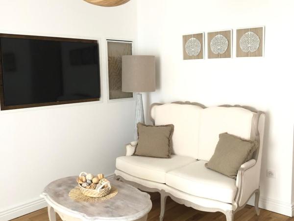 Le Coeur de la Bastide - Adult only : photo 4 de la chambre chambre lit queen-size