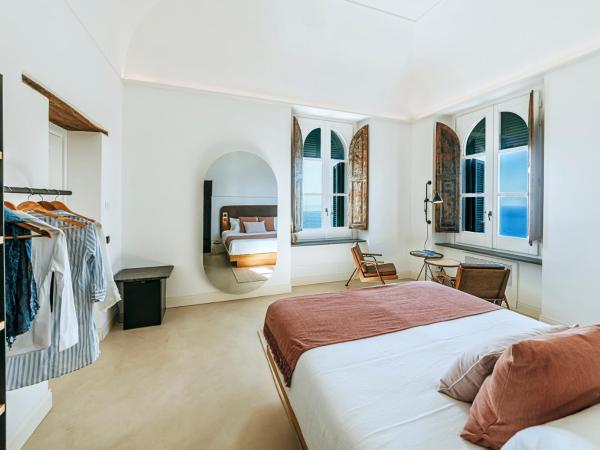 Faro Punta Imperatore : photo 7 de la chambre chambre double deluxe - vue sur mer