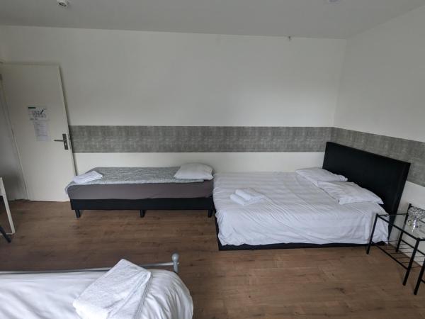 Hotel-Chao NL 24 hours open : photo 5 de la chambre chambre familiale