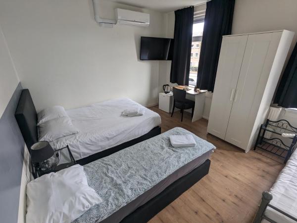 Hotel-Chao NL 24 hours open : photo 3 de la chambre chambre familiale