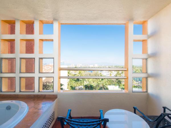 Club Regina Puerto Vallarta : photo 6 de la chambre studio lit king-size deluxe