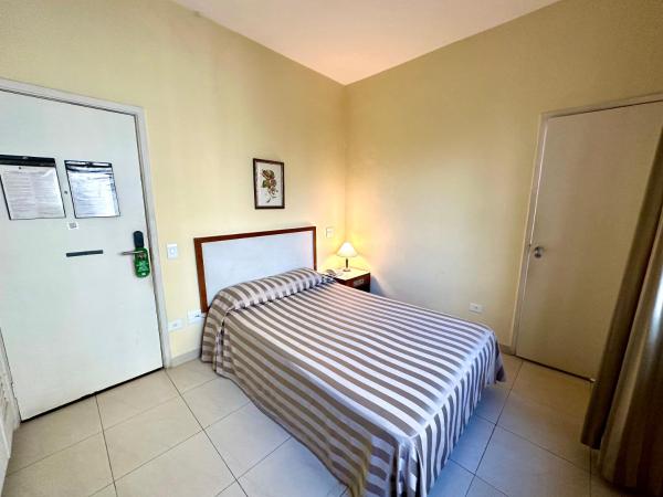 San Michel Hotel : photo 4 de la chambre chambre simple avec salle de bains privative