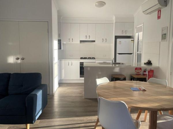 Discovery Parks - Byron Bay : photo 3 de la chambre deluxe lakeside 2 bedroom - sleeps 4