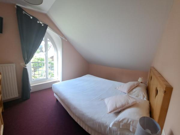 Alti'Pic Hôtel : photo 4 de la chambre petite chambre double