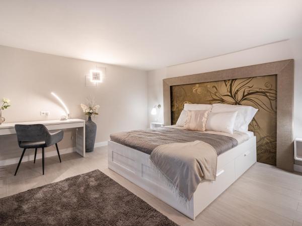 Szent István Apartments : photo 3 de la chambre chambre deluxe avec 2 lits doubles