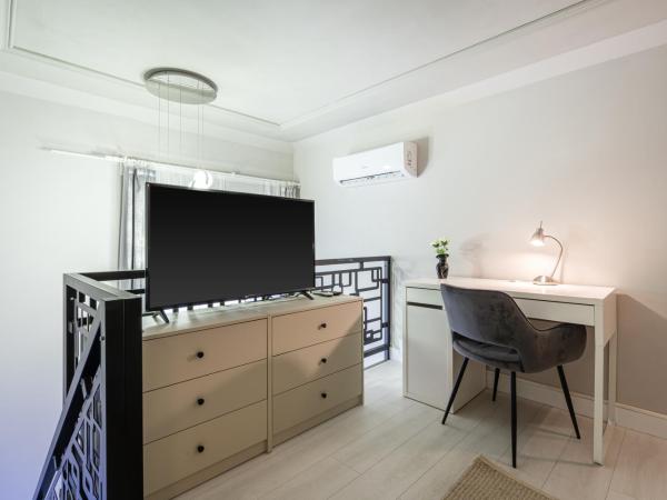 Szent István Apartments : photo 10 de la chambre chambre double avec salle de bains privative