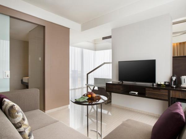 Hotel Santika Premiere Hayam Wuruk Jakarta : photo 2 de la chambre suite lit king-size