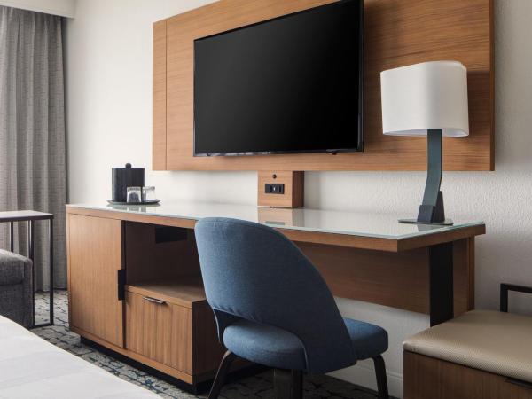 Houston Marriott South at Hobby Airport : photo 4 de la chambre chambre lit king-size - non-fumeurs