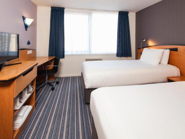 Holiday Inn Express Bristol City Centre, an IHG Hotel : photo 1 de la chambre chambre lits jumeaux