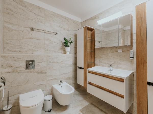 Mikro Aparty bezpłatny parking : photo 7 de la chambre studio familial