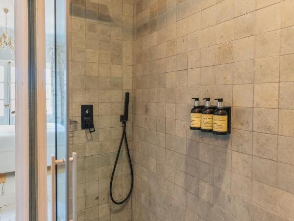 The Pearl - Marbella : photo 5 de la chambre chambre lit queen-size deluxe