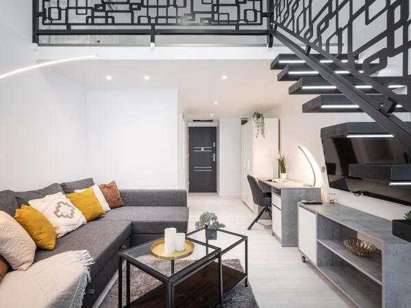 Szent István Apartments : photo 7 de la chambre chambre lits jumeaux avec balcon