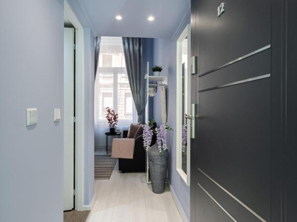 Szent István Apartments : photo 9 de la chambre chambre double avec salle de bains privative