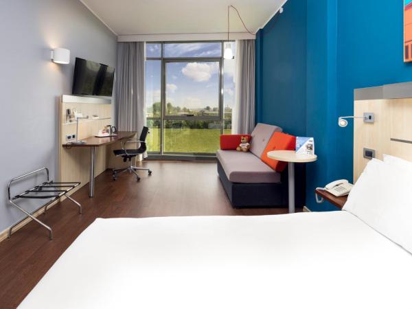 Holiday Inn Express Parma, an IHG Hotel : photo 4 de la chambre chambre double standard