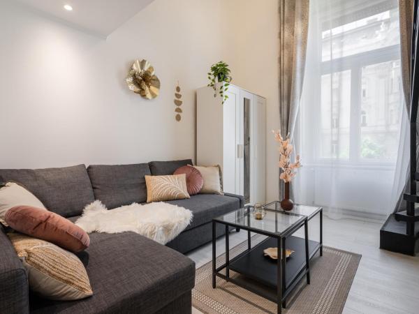 Szent István Apartments : photo 7 de la chambre chambre supérieure avec 2 lits queen-size