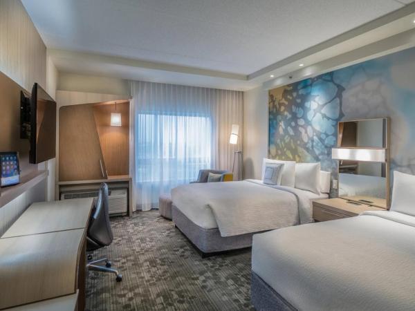 Courtyard by Marriott Winnipeg Airport : photo 1 de la chambre chambre avec 2 grands lits queen-size