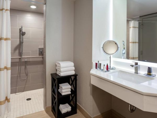 Marriott Myrtle Beach Resort & Spa at Grande Dunes : photo 8 de la chambre chambre standard – vue sur complexe