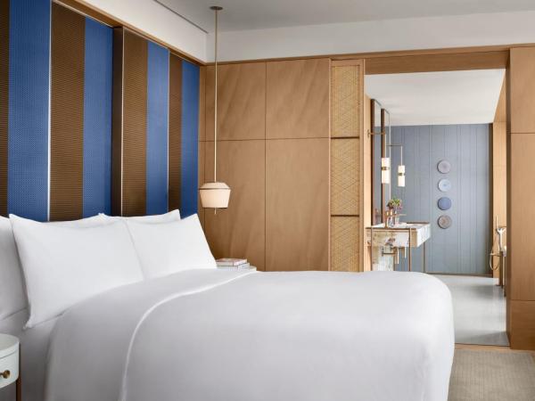 The Ritz-Carlton Fukuoka : photo 1 de la chambre suite premium 1 chambre lit king-size avec accès au salon club