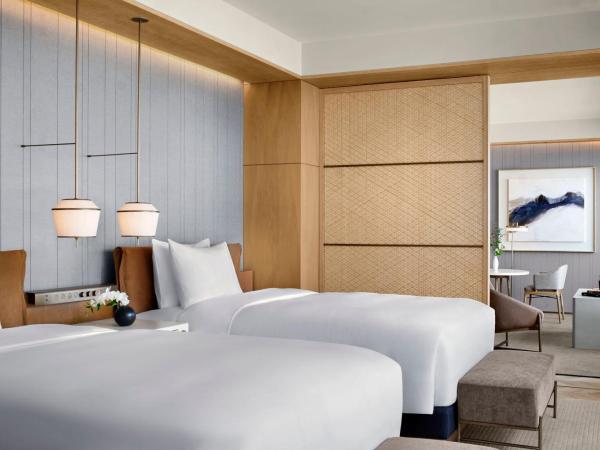 The Ritz-Carlton Fukuoka : photo 3 de la chambre deluxe suite, club lounge access, 1 bedroom suite, 2 doubles