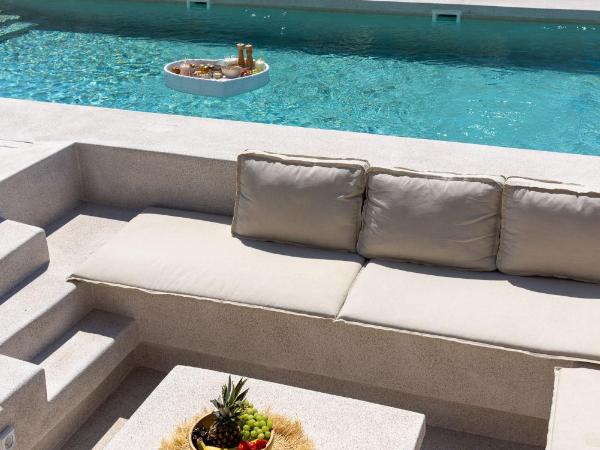 Cocopalm Villas Naxos : photo 4 de la chambre villa 2 chambres avec piscine privée et bain à remous