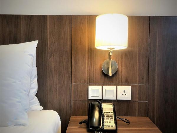 Holiday Inn Express Jakarta Pluit Citygate, an IHG Hotel : photo 2 de la chambre standard corner queen room