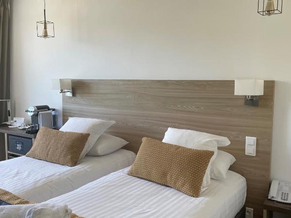 Best Western Plus Hôtel la Rade : photo 2 de la chambre chambre lits jumeaux confort avec balcon - non-fumeurs