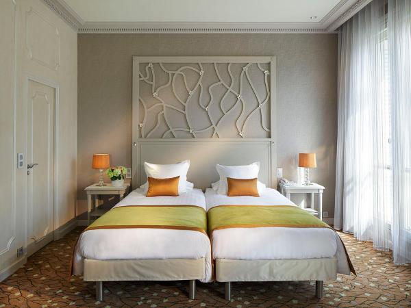 Splendid Etoile : photo 5 de la chambre chambre double supérieure avec balcon