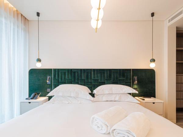 LUSTER Hotel : photo 4 de la chambre suite duplex - vue sur ville