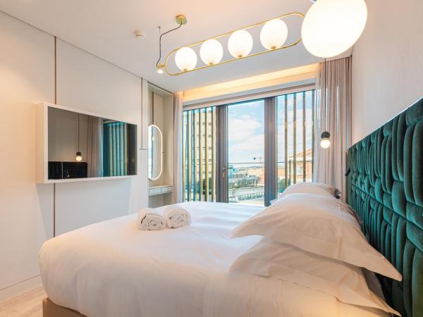 LUSTER Hotel : photo 6 de la chambre suite duplex - vue sur ville