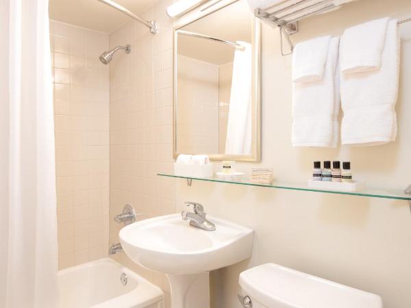 Park Lane Suites & Inn : photo 5 de la chambre deluxe one king bedroom suite