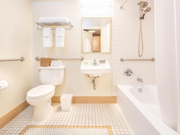 Park Lane Suites & Inn : photo 6 de la chambre suite 1 chambre