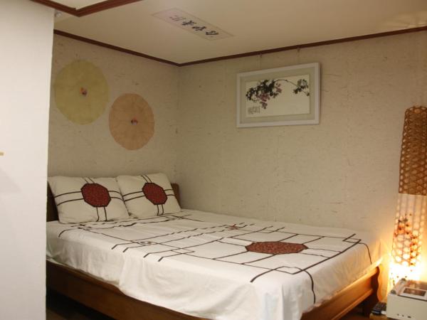 Lydia Craft Guesthouse : photo 6 de la chambre chambre familiale