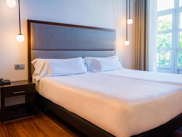 Hotel Compostela : photo 10 de la chambre chambre double ou lits jumeaux