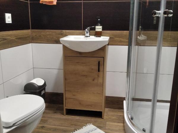 Hotelik rodzinny 365 pokoje z łazienkami : photo 1 de la chambre chambre triple