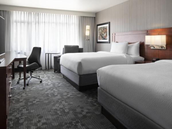 Courtyard Seattle Downtown/Lake Union : photo 1 de la chambre chambre lit queen-size avec 2 lits queen-size