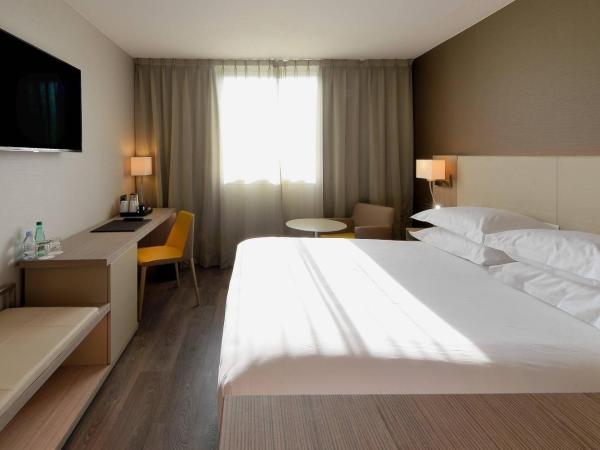 AC Hotel by Marriott Marseille Prado Vélodrome : photo 2 de la chambre chambre double ou lits jumeaux supérieure