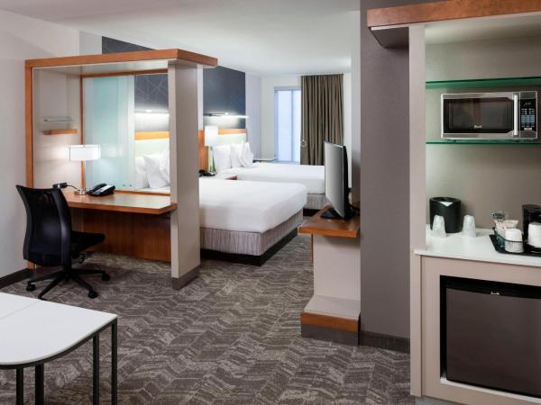SpringHill Suites by Marriott Salt Lake City Airport : photo 1 de la chambre studio lit queen-size avec canapé-lit