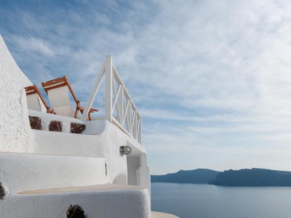 Strogili : photo 2 de la chambre appartement traditionnel supérieur – vue sur caldeira (2-3 adultes) – annexe