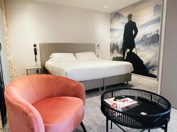 Hotel de la Couronne : photo 1 de la chambre suite avec balcon - vue sur montagne