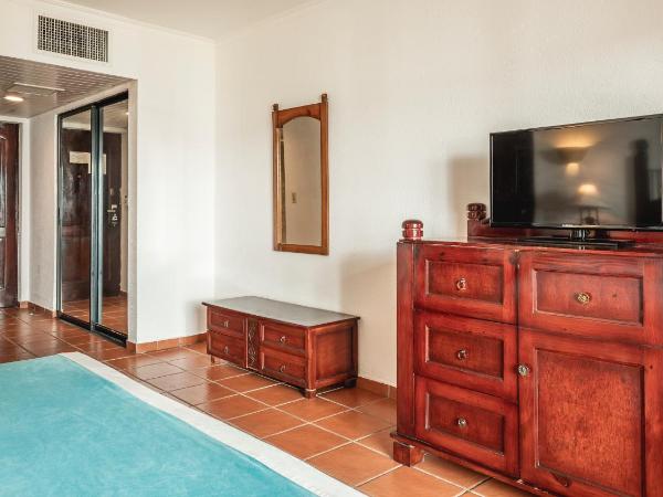 Marien Puerto Plata - All Inclusive : photo 5 de la chambre hébergement lit king-size deluxe - vue sur jardin