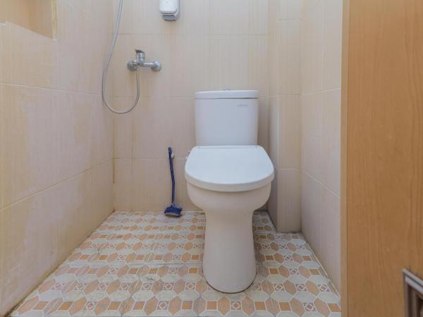 RedDoorz At Pondok Candra : photo 9 de la chambre chambre double standard