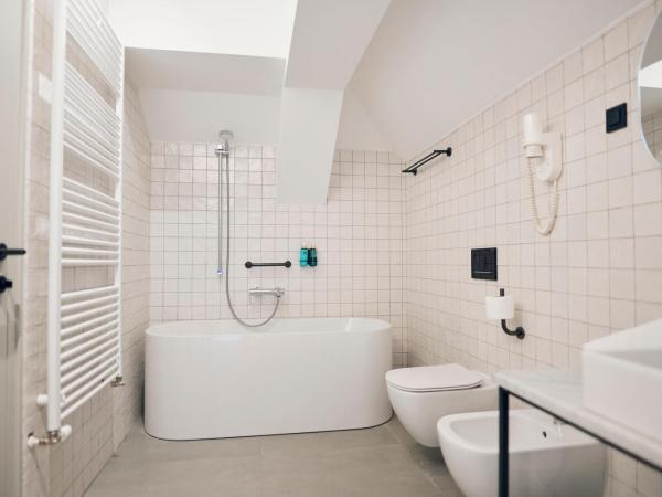 Hotel Republika : photo 8 de la chambre appartement supérieur 3 chambres - grand standing