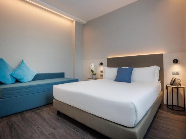 IH Hotels Milano Centrale : photo 6 de la chambre chambre double supérieure