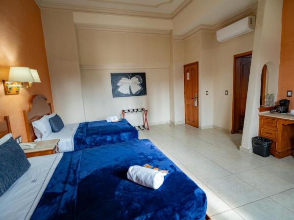 Hotel Santiago De Compostela - Guadalajara Centro Historico : photo 7 de la chambre chambre triple