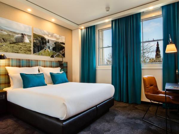 Motel One Edinburgh-Royal : photo 2 de la chambre chambre double avec vue