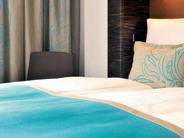 Motel One Frankfurt Messe : photo 3 de la chambre chambre lit king-size